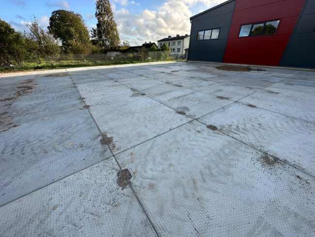 IBP 3000 Plus laukums Saldū