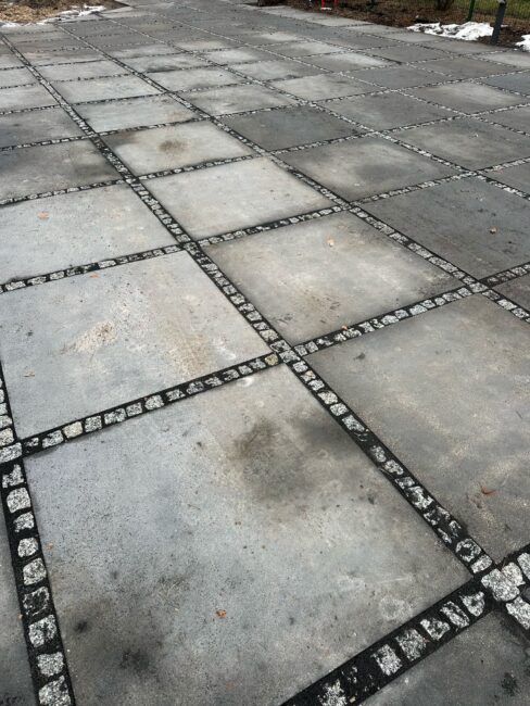 Privātmājas pagalms Mežaparkā